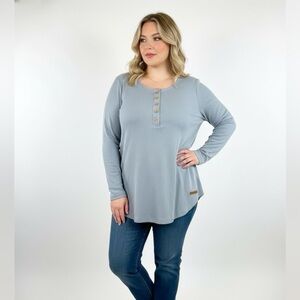 EUC Simply Southern Waffle Knit Women's Loose Large Light Blue Henley Top